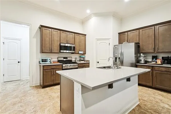 $325,000 | 709 Jackson Court, Madisonville, LA 70447