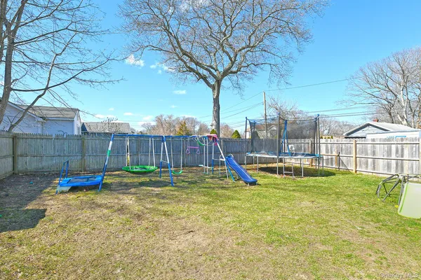 $509,500 | 50 South Evergreen Drive, Selden, NY 11784