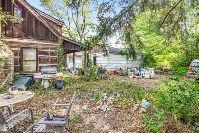 $325,000 | 729 North County Road 900 East, Avon, IN 46123