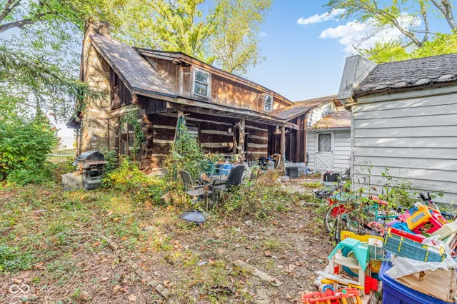 $325,000 | 729 North County Road 900 East, Avon, IN 46123