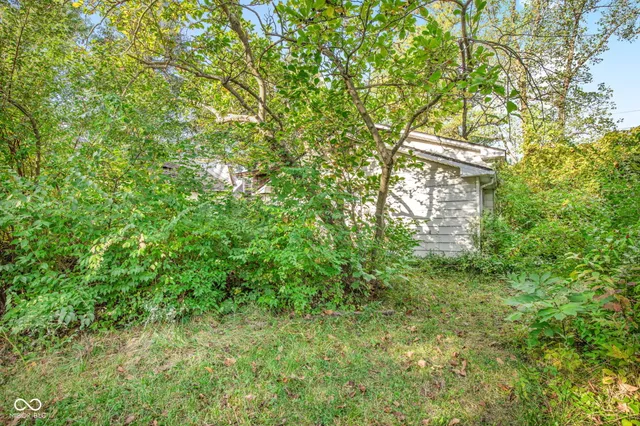 $325,000 | 729 North County Road 900 East, Avon, IN 46123