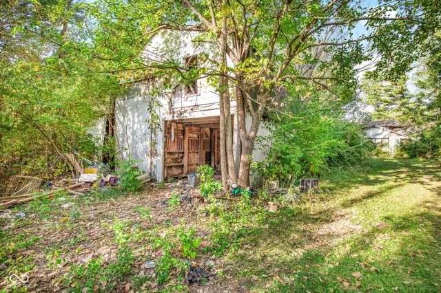 $325,000 | 729 North County Road 900 East, Avon, IN 46123