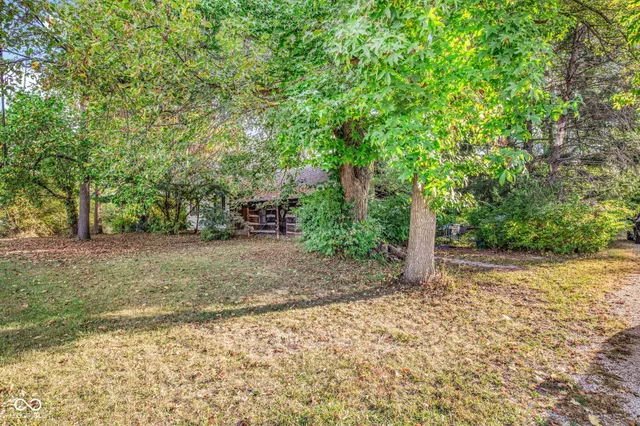 $325,000 | 729 North County Road 900 East, Avon, IN 46123