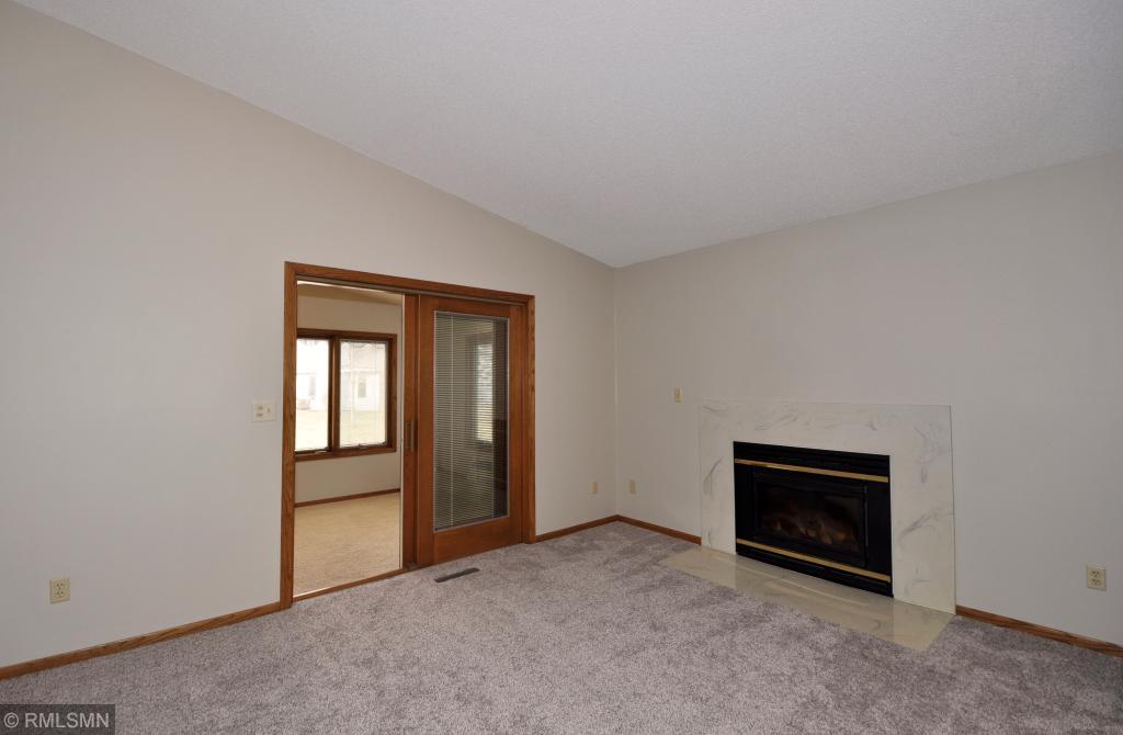 1719 Lakeview Drive Southwest Rochester, MN 55902 - Photo 6 of 19