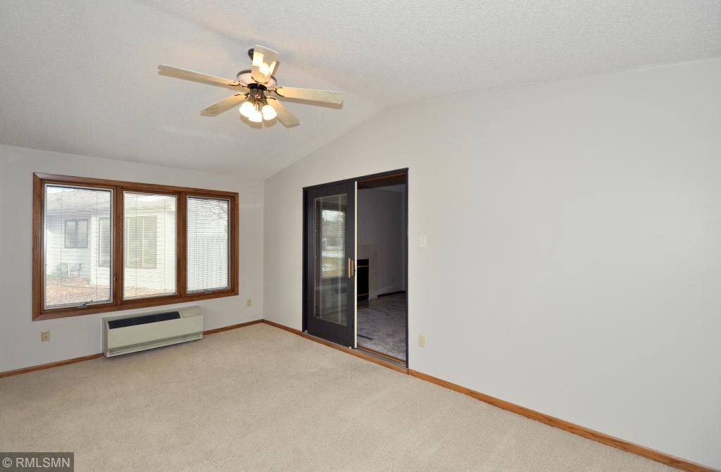 1719 Lakeview Drive Southwest Rochester, MN 55902 - Photo 7 of 19