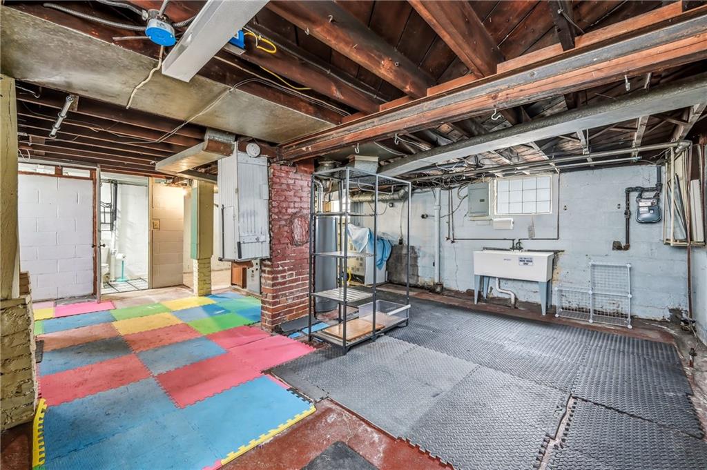 486 Tamplin Street Sharon, PA 16146 - Photo 33 of 37