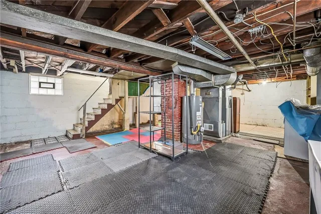 $179,500 | 486 Tamplin Street, Sharon, PA 16146