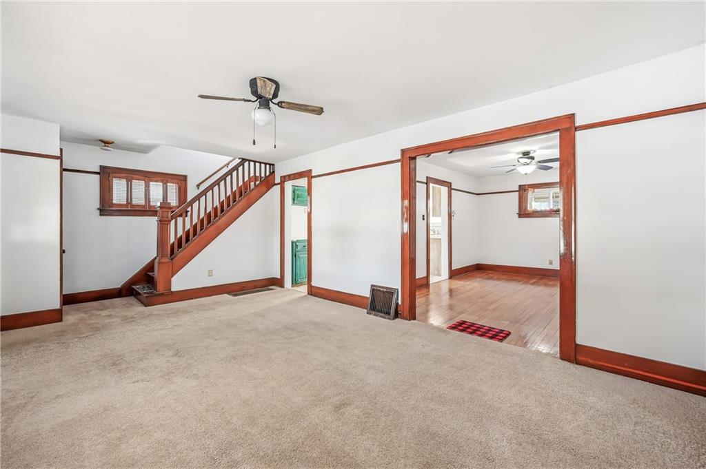 486 Tamplin Street Sharon, PA 16146 - Photo 8 of 32