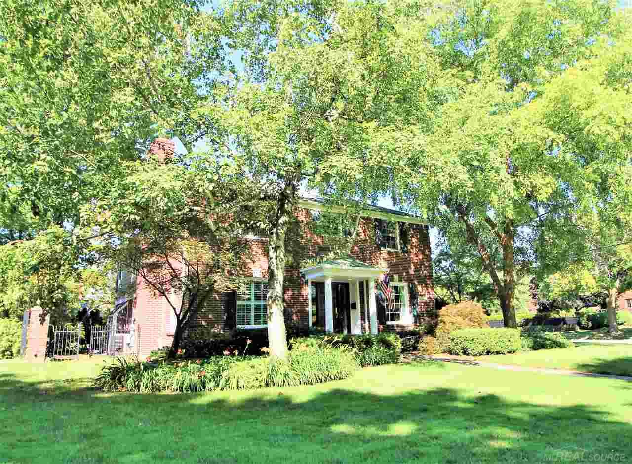 1177 Devonshire Road Grosse Pointe, MI 48230 - Photo 2 of 78 50018564-1.JPG