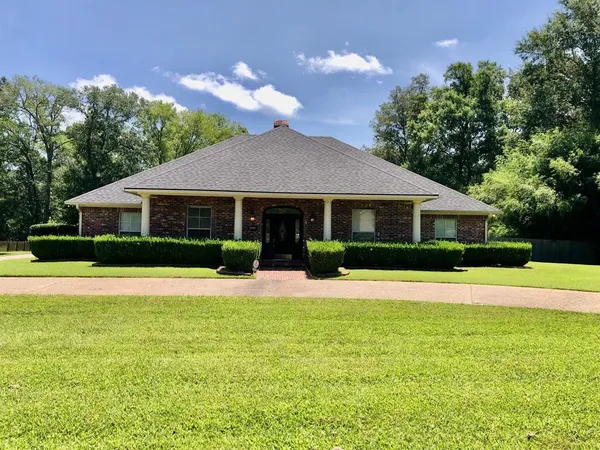 $459,000 | 3890 Fountainbleau Road, Keithville, LA 71047