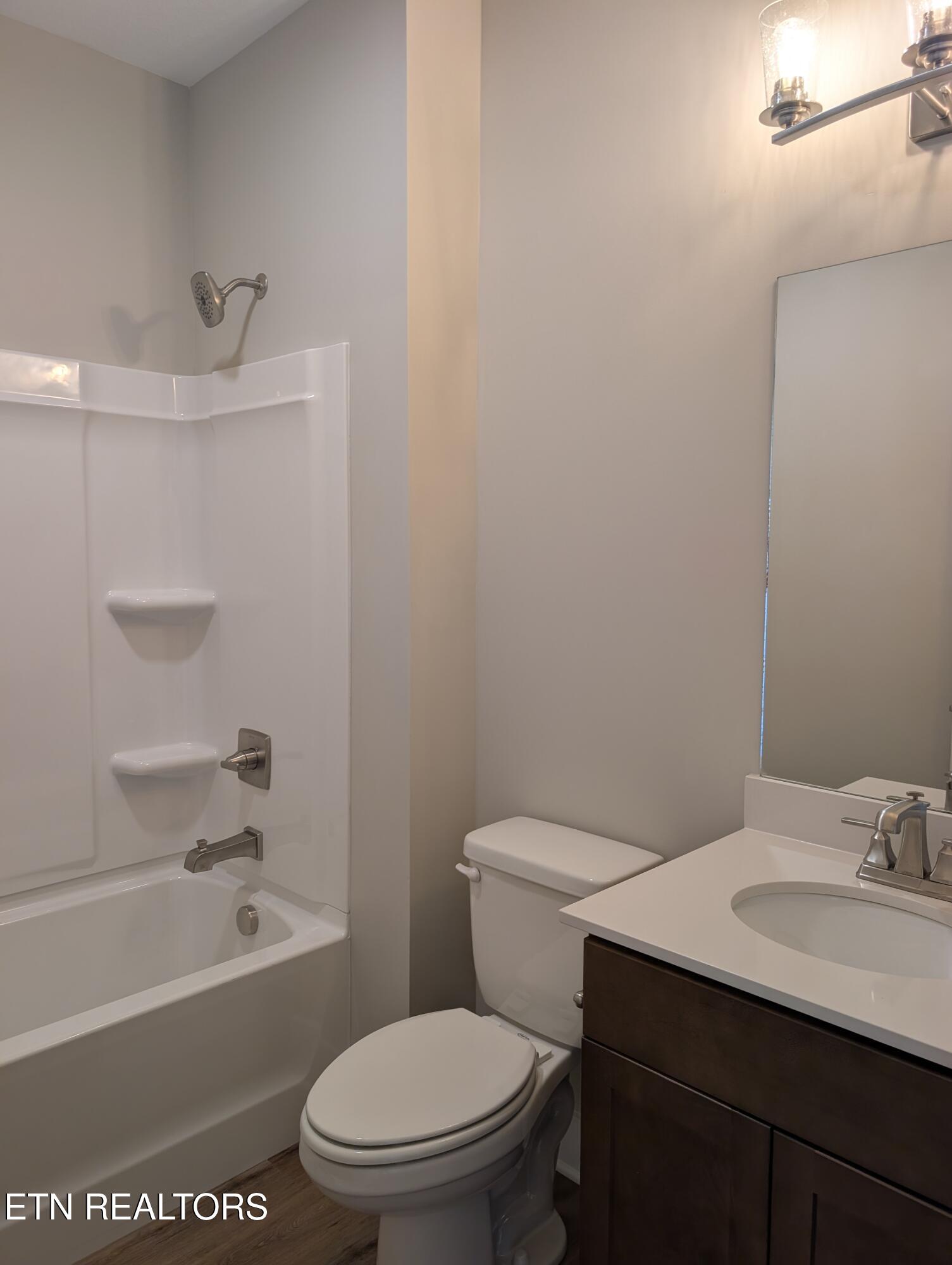 120 Cedarberry Street, Unit LOT112B Oak Ridge, TN 37830 - Photo 17 of 47 Full bath