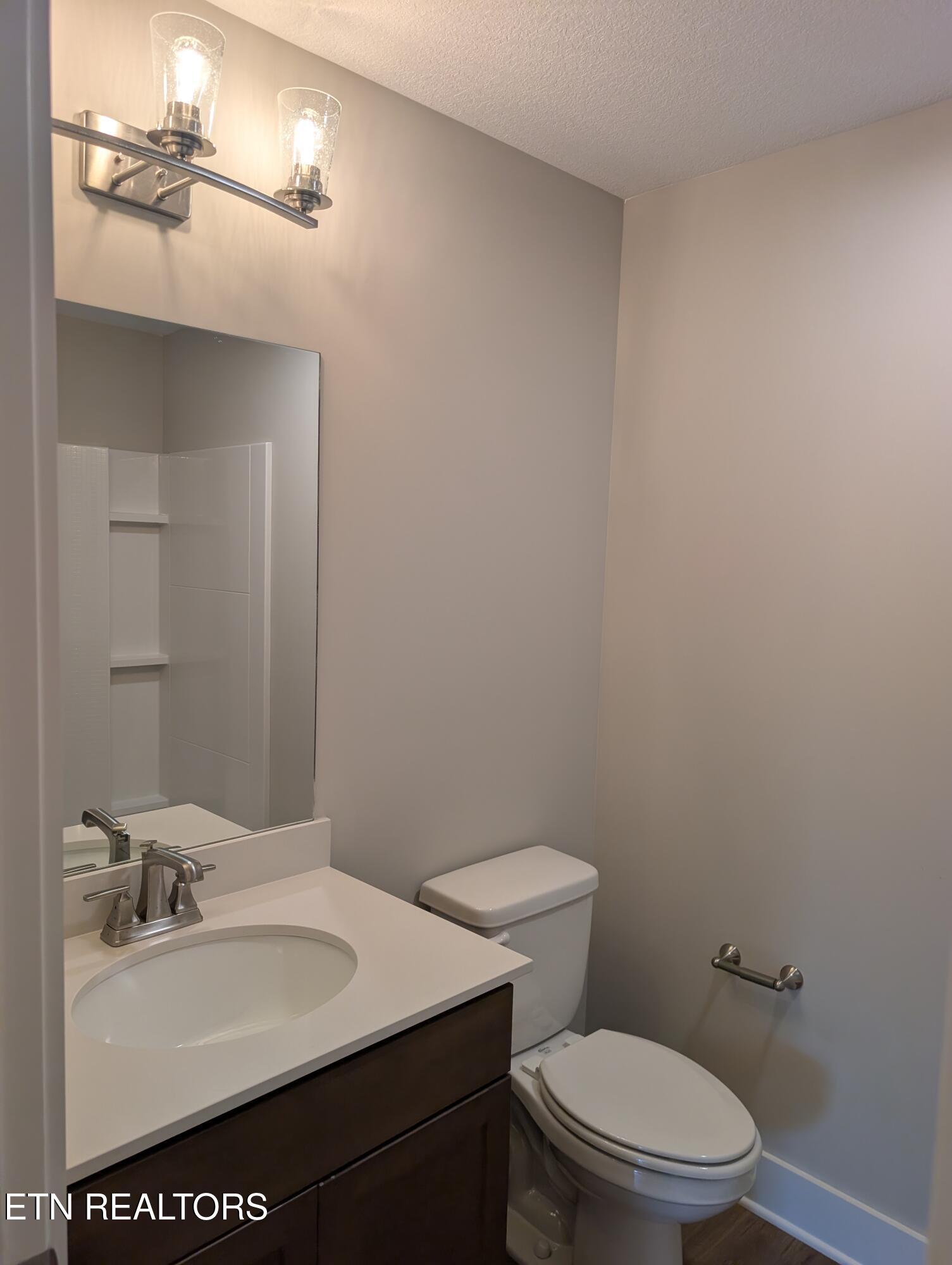 120 Cedarberry Street, Unit LOT112B Oak Ridge, TN 37830 - Photo 21 of 47 3rd bath