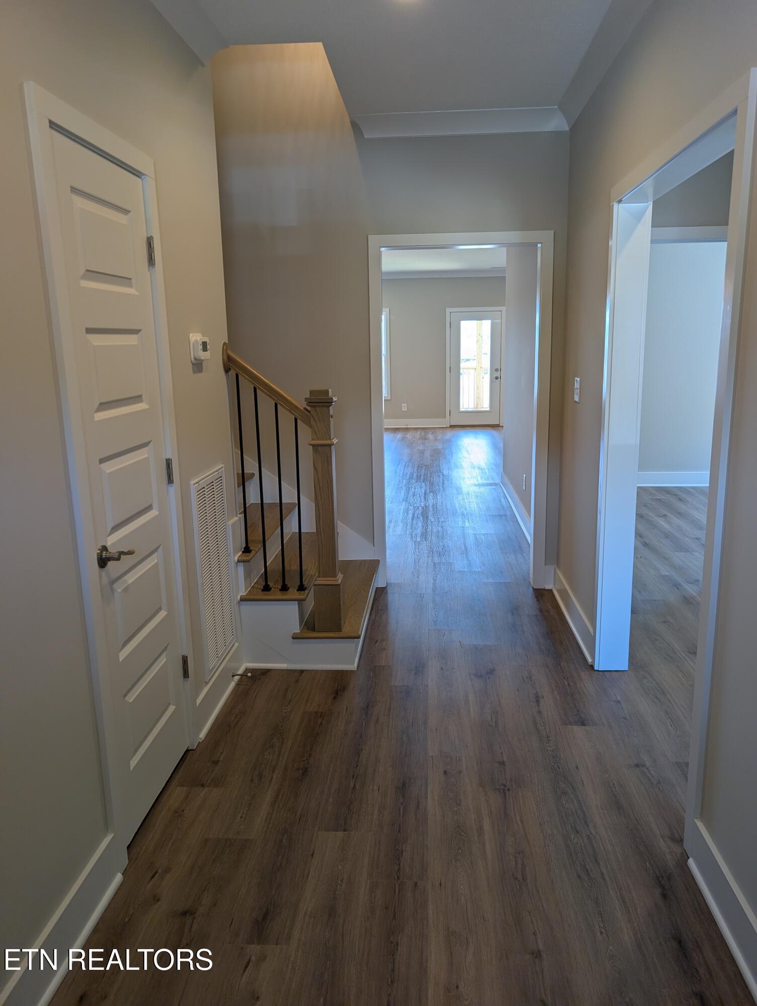 120 Cedarberry Street, Unit LOT112B Oak Ridge, TN 37830 - Photo 4 of 47 Entry