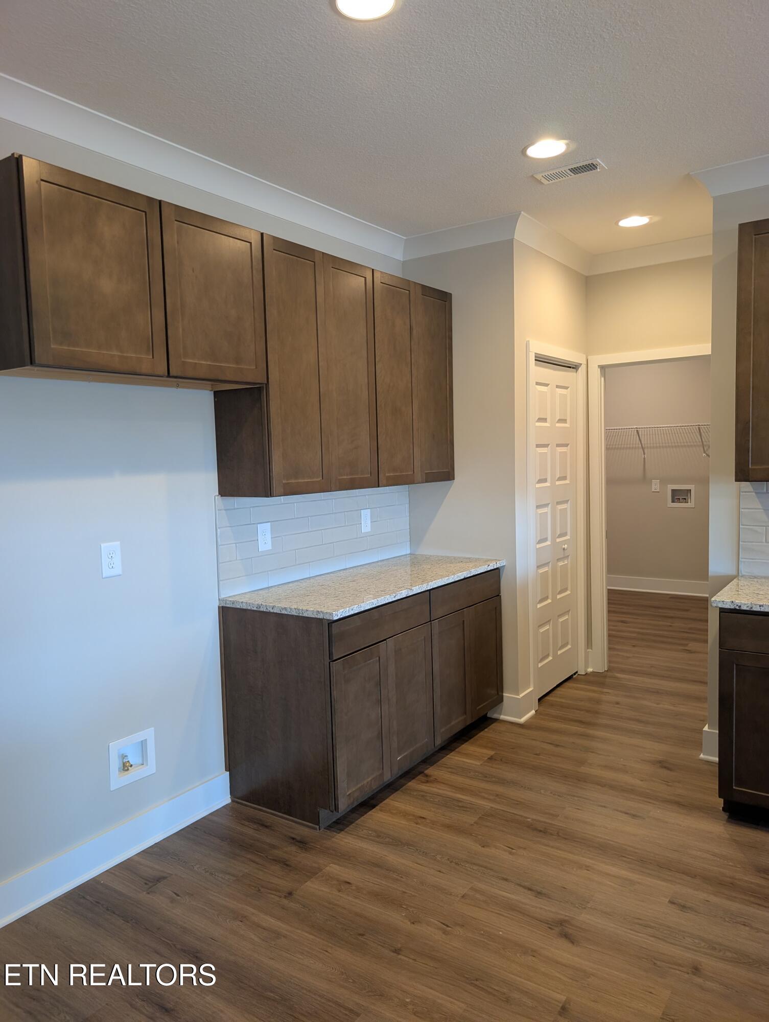 120 Cedarberry Street, Unit LOT112B Oak Ridge, TN 37830 - Photo 6 of 47 Kitchen