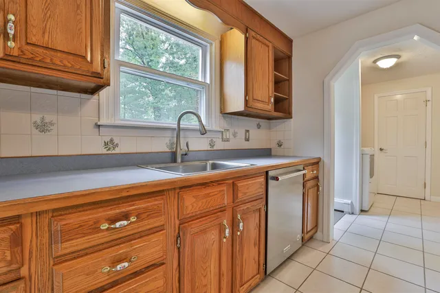 $3,350 | 14 Clare Lane, Salem, NH 03079