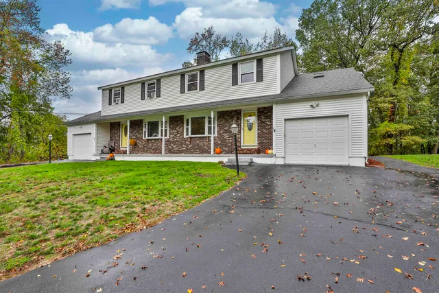 $3,350 | 14 Clare Lane, Salem, NH 03079