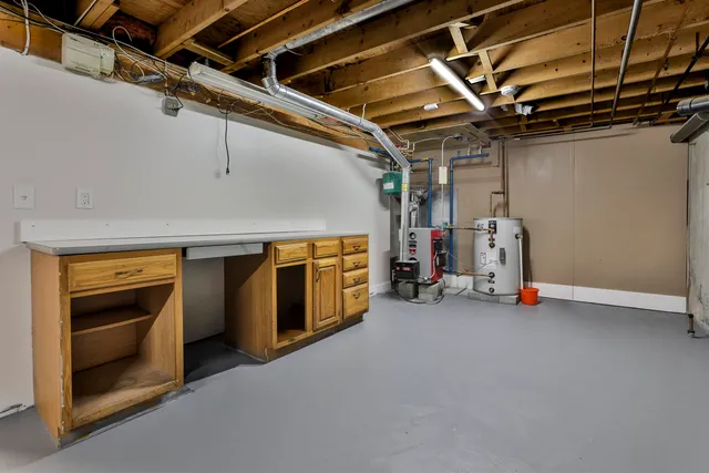 $3,350 | 14 Clare Lane, Salem, NH 03079