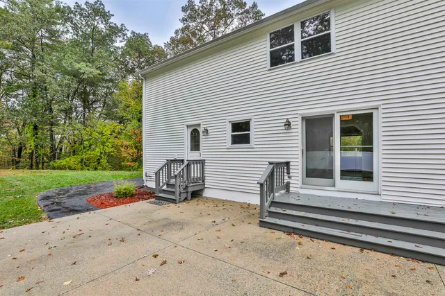 $3,350 | 14 Clare Lane, Salem, NH 03079