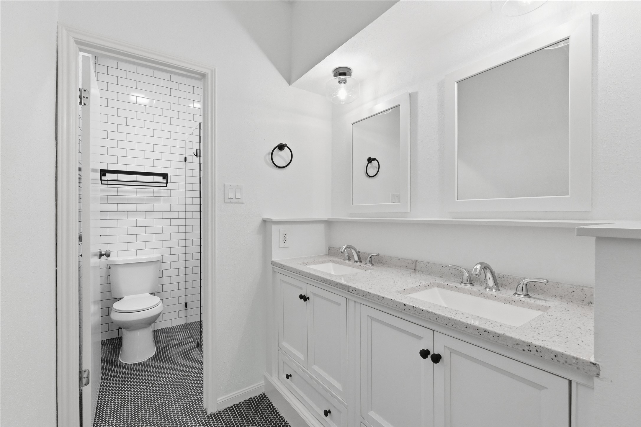 2100 Tanglewilde Street, Unit 378 Houston, TX 77063 - Photo 24 of 28
