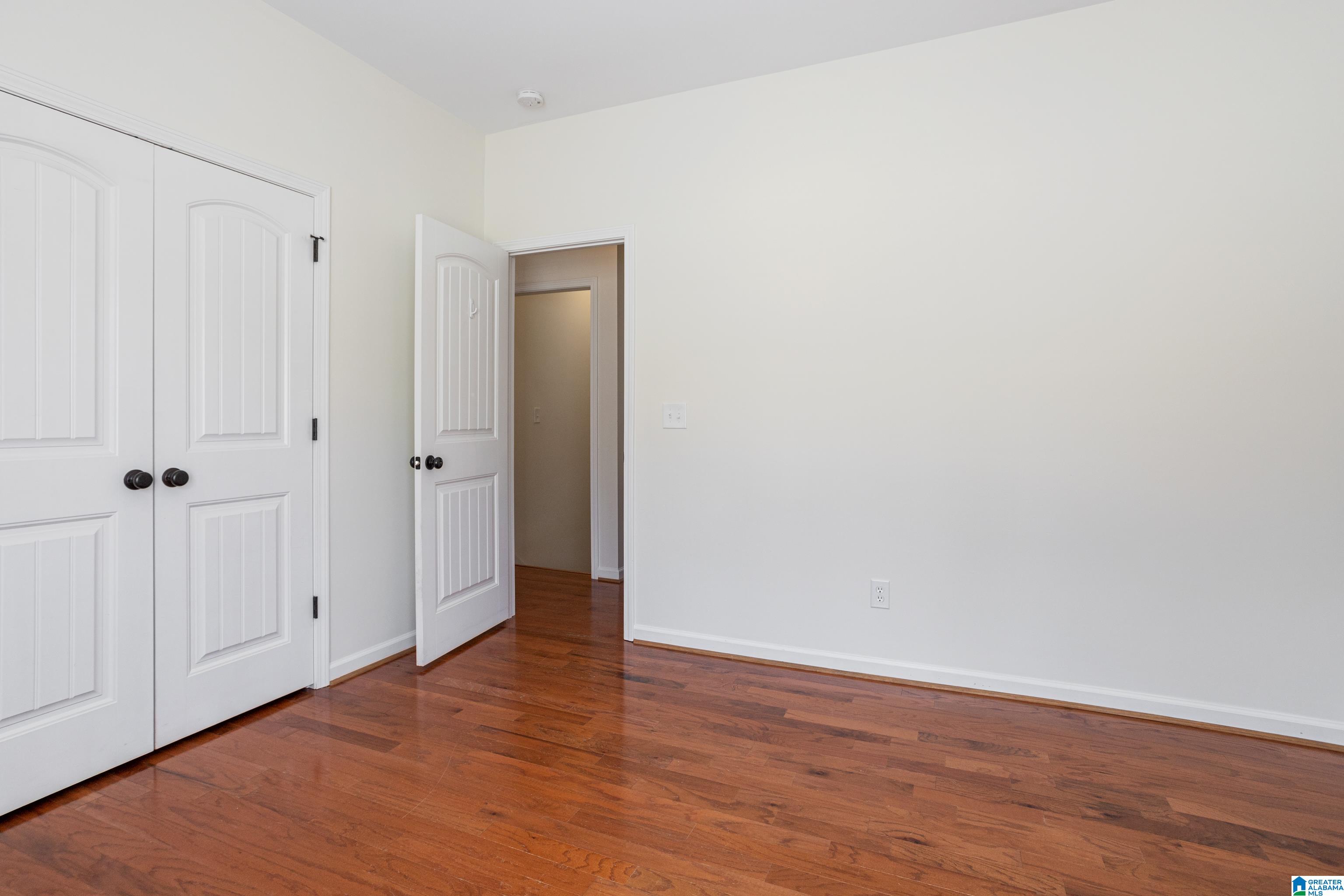216 Walnut Street Leeds, AL 35094 - Photo 17 of 41