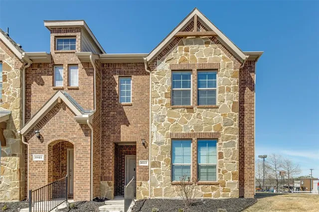 $277,000 | 2017 Crooked Bow Drive, Mesquite, TX 75149