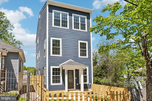 $636,000 | 322 56th Street Northeast, Washington, DC 20019