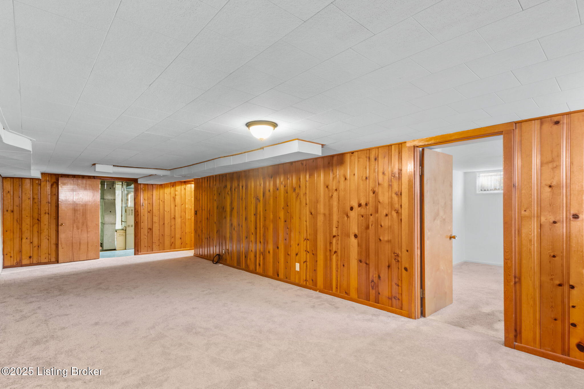 4312 Kinloch Road Louisville, KY 40207 - Photo 25 of 34 45-web-or-mls-696A7037