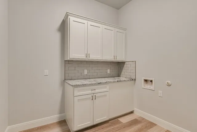 $3,100 | 21003 Twisting Trail, Lago Vista, TX 78645