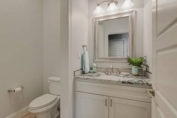 $2,900 | 21003 Twisting Trail, Lago Vista, TX 78645