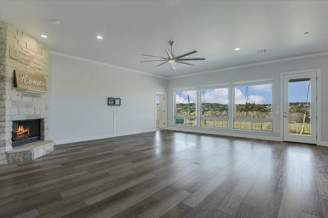 $3,100 | 21003 Twisting Trail, Lago Vista, TX 78645