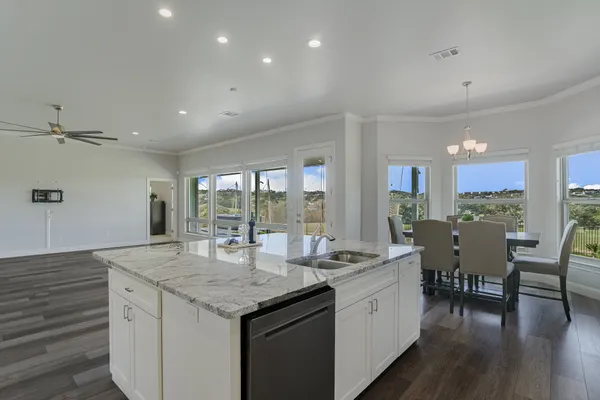 $2,900 | 21003 Twisting Trail, Lago Vista, TX 78645