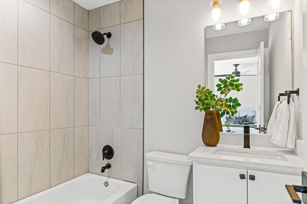 4709 Virginia Avenue, Unit 4 Dallas, TX 75204 - Photo 27 of 38