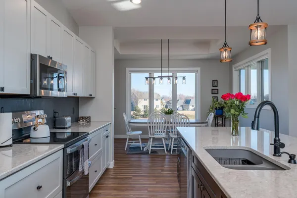 $790,000 | 34 South Pointe Court, North Mankato, MN 56003