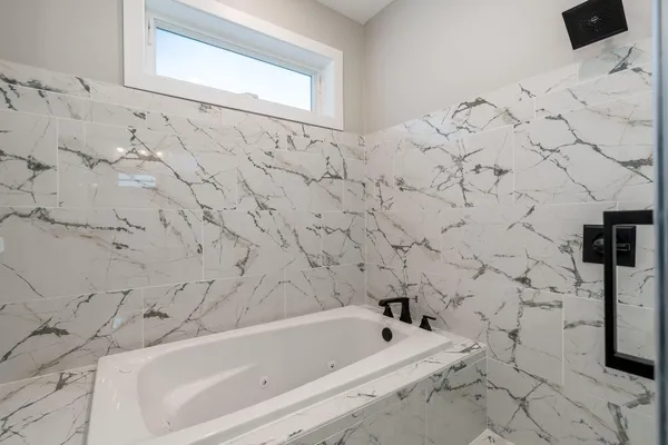 $790,000 | 34 South Pointe Court, North Mankato, MN 56003