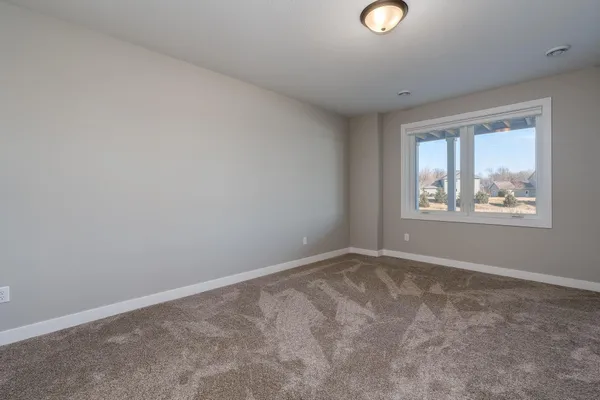 $790,000 | 34 South Pointe Court, North Mankato, MN 56003