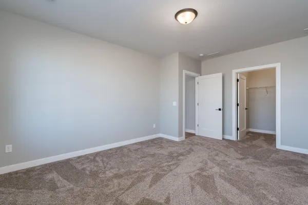 $790,000 | 34 South Pointe Court, North Mankato, MN 56003