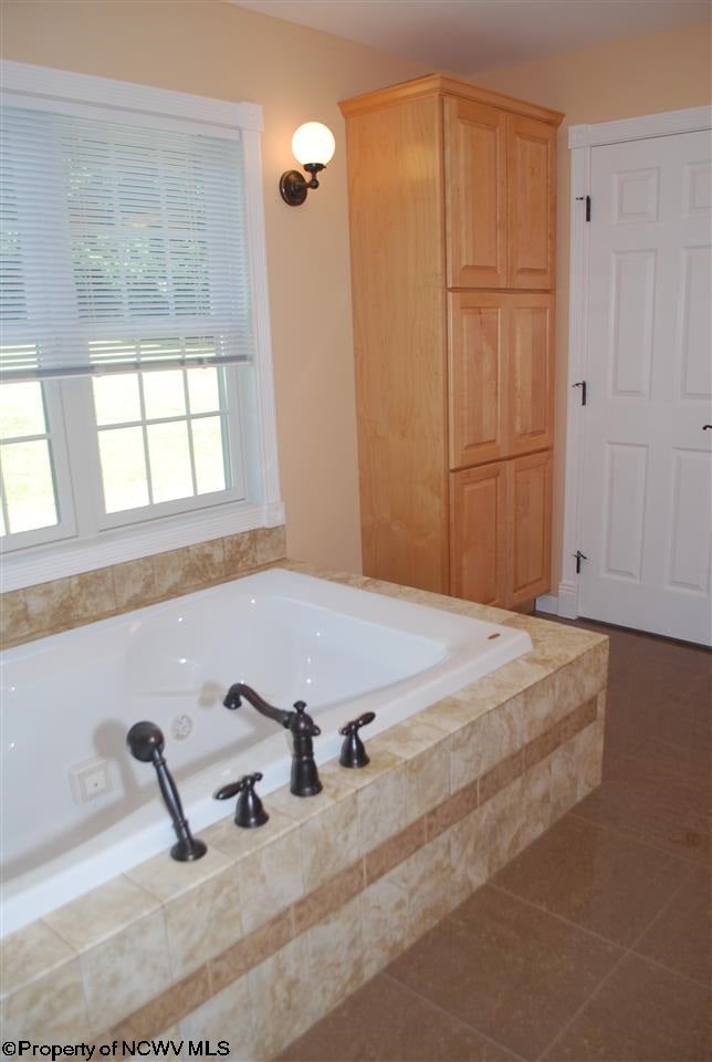 427 Hanlin Road Bruceton Mills, WV 26525 - Photo 14 of 20 Gallery Image 14