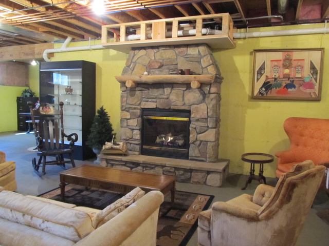 9398 Oak Ridge Drive Rochelle, IL 61068 - Photo 22 of 25 a living room with furniture and a fireplace