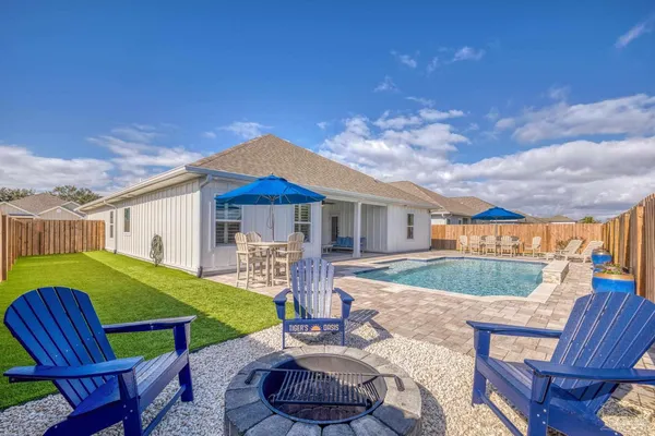 $664,900 | 1328 Sea Grv Court, Gulf Breeze, FL 32563