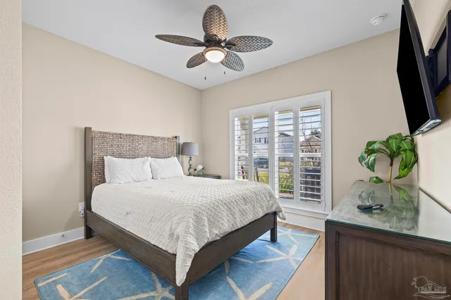 $669,900 | 1328 Sea Grv Court, Gulf Breeze, FL 32563