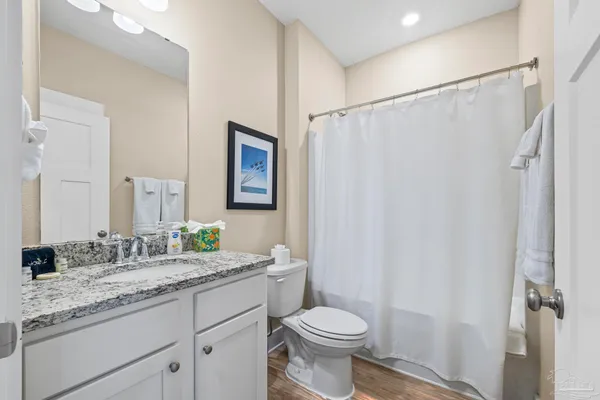 $664,900 | 1328 Sea Grv Court, Gulf Breeze, FL 32563