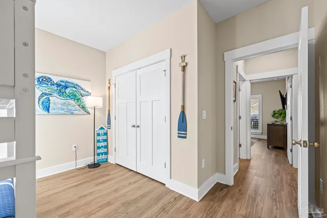 $669,900 | 1328 Sea Grv Court, Gulf Breeze, FL 32563