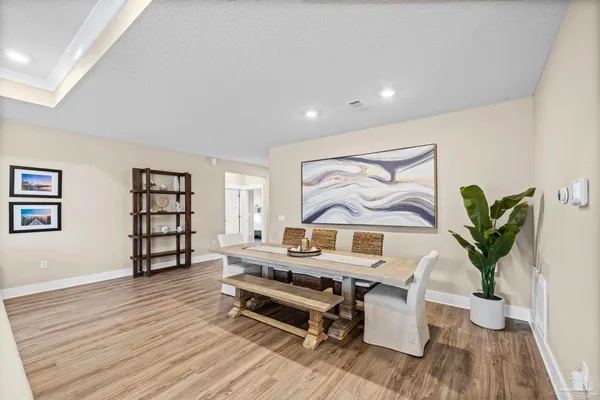 $664,900 | 1328 Sea Grv Court, Gulf Breeze, FL 32563