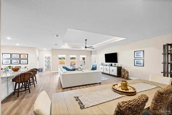 $664,900 | 1328 Sea Grv Court, Gulf Breeze, FL 32563