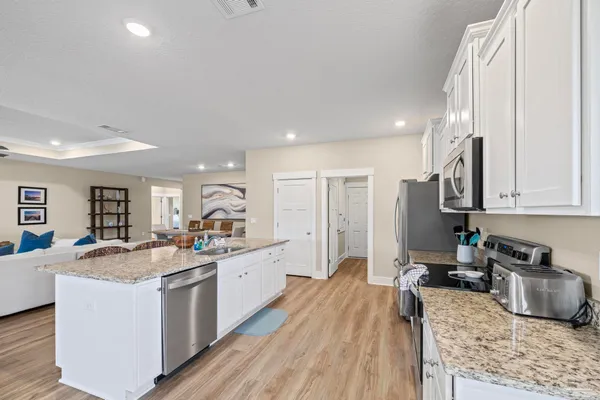$664,900 | 1328 Sea Grv Court, Gulf Breeze, FL 32563