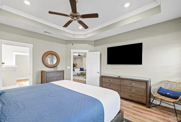 $664,900 | 1328 Sea Grv Court, Gulf Breeze, FL 32563