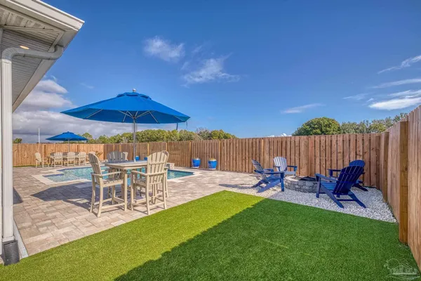 $664,900 | 1328 Sea Grv Court, Gulf Breeze, FL 32563