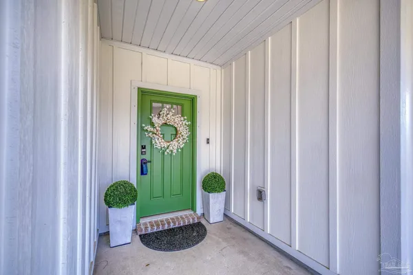 $664,900 | 1328 Sea Grv Court, Gulf Breeze, FL 32563