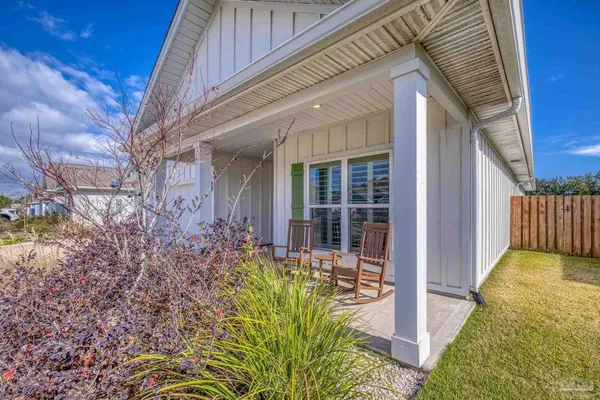 $664,900 | 1328 Sea Grv Court, Gulf Breeze, FL 32563