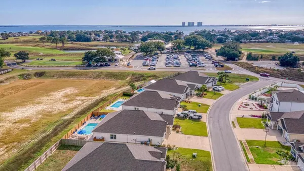 $664,900 | 1328 Sea Grv Court, Gulf Breeze, FL 32563